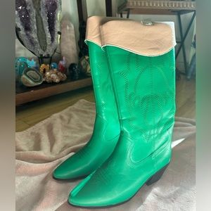 Green cowboy boots